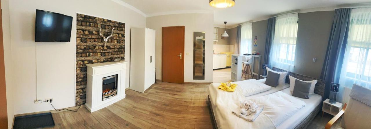זנפטנברג Hotel-Pension Mandy - Adults Only מראה חיצוני תמונה