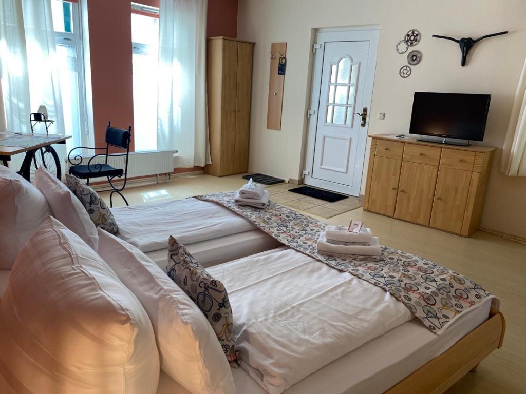 זנפטנברג Hotel-Pension Mandy - Adults Only מראה חיצוני תמונה